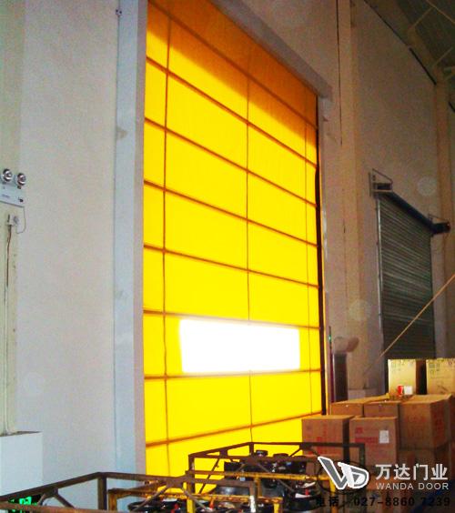 平果工厂堆积门